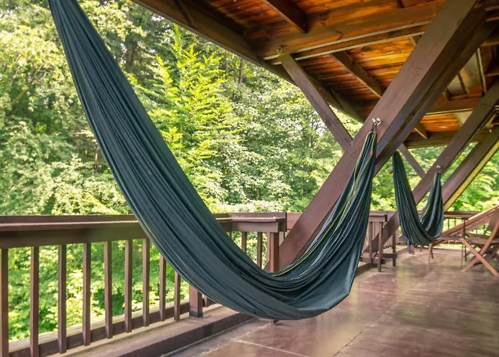 Klimatyczna U Podnoza Gory Orman Evi