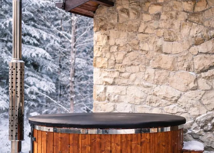 Klimatyczna U Podnoza Gory Lodge *